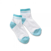 Load image into Gallery viewer, Hanes Classics Girls&#39; Ankle Socks 4-Pack