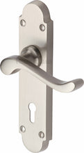Load image into Gallery viewer, Heritage Brass Door Handle Lever Lock Savoy Design