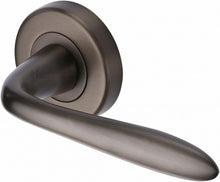 Load image into Gallery viewer, Heritage Brass Door Handle Lever Latch on Round Rose Sutton Design