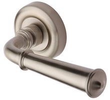 Load image into Gallery viewer, Heritage Brass Door Handle Lever Latch on Round Rose Colonial Design