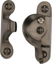 Load image into Gallery viewer, Heritage Brass Fitch Pattern Sash Fastener Lockable