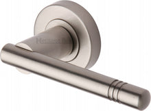 Load image into Gallery viewer, Heritage Brass Door Handle Lever Latch on Round Rose Alicia Design